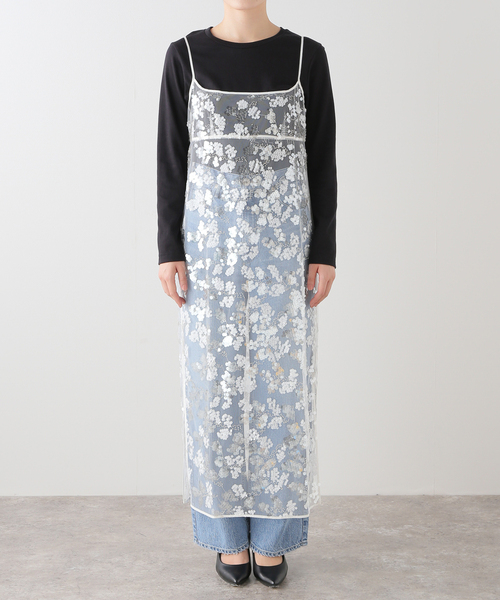 BAUM UND PFERDGARTEN（バウムウンドヘルガーデン）の「【BAUM UND PFERDGARTEN/バウムウンドヘルガーデン】Sequins キャミドレス（ワンピース・レディース・ホワイト・36）」の3枚目の写真