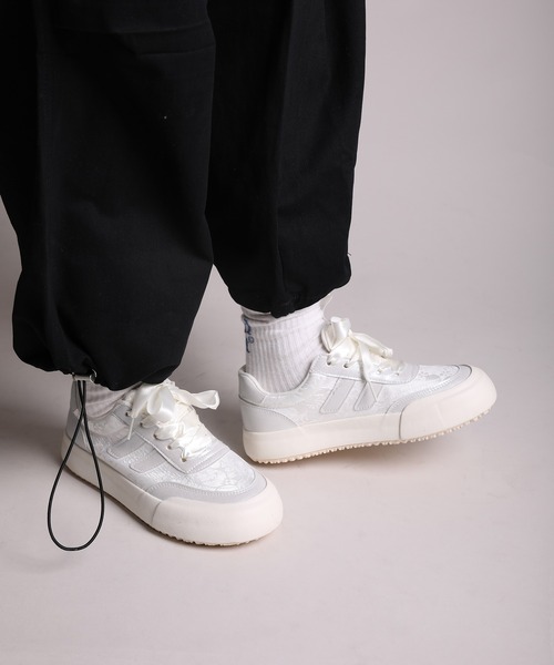 shoes365(シューズスリーシックスファイヴ)の「【shoes365】異素材パッチワークデザインスニーカー(スニーカー・レディース・グリーン/ピンク/オフホワイト・22.5cm/23.0cm/23.5cm/24.0cm/24.5cm/25.0cm)」の10枚目の写真