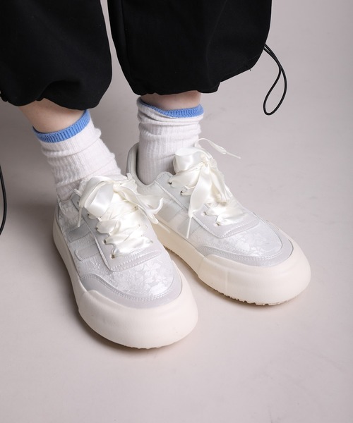 shoes365(シューズスリーシックスファイヴ)の「【shoes365】異素材パッチワークデザインスニーカー(スニーカー・レディース・グリーン/ピンク/オフホワイト・22.5cm/23.0cm/23.5cm/24.0cm/24.5cm/25.0cm)」の13枚目の写真