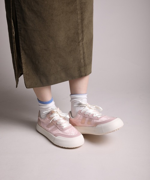 shoes365(シューズスリーシックスファイヴ)の「【shoes365】異素材パッチワークデザインスニーカー(スニーカー・レディース・グリーン/ピンク/オフホワイト・22.5cm/23.0cm/23.5cm/24.0cm/24.5cm/25.0cm)」の18枚目の写真
