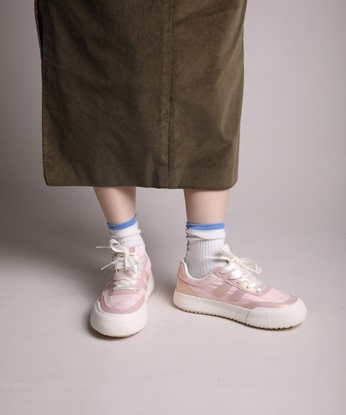 shoes365(シューズスリーシックスファイヴ)の「【shoes365】異素材パッチワークデザインスニーカー(スニーカー・レディース・グリーン/ピンク/オフホワイト・22.5cm/23.0cm/23.5cm/24.0cm/24.5cm/25.0cm)」の20枚目の写真