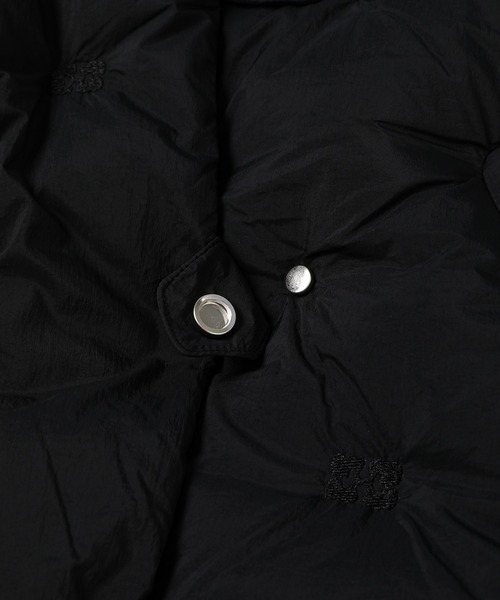 GANNI（ガニー）の「Nylon Tech Puffer Short Jacket（ダウンジャケット/コート・レディース・ブラック・34/36/38）」の5枚目の写真