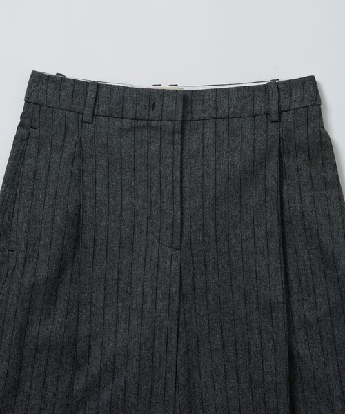 Firsthand(ファーストハンド)の「The Garment/ザ ガーメント Tilda Pants / 20524(スラックス・レディース・グレー・4)」の3枚目の写真