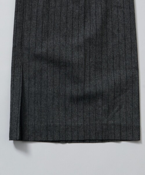 Firsthand(ファーストハンド)の「The Garment/ザ ガーメント Tilda Pants / 20524(スラックス・レディース・グレー・4)」の6枚目の写真