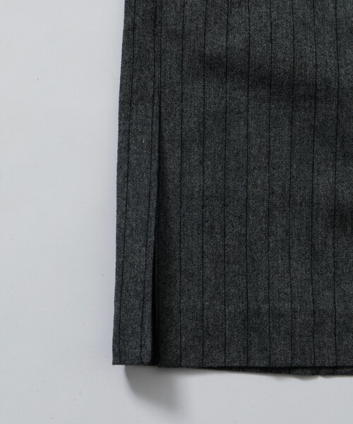 Firsthand(ファーストハンド)の「The Garment/ザ ガーメント Tilda Pants / 20524(スラックス・レディース・グレー・4)」の7枚目の写真