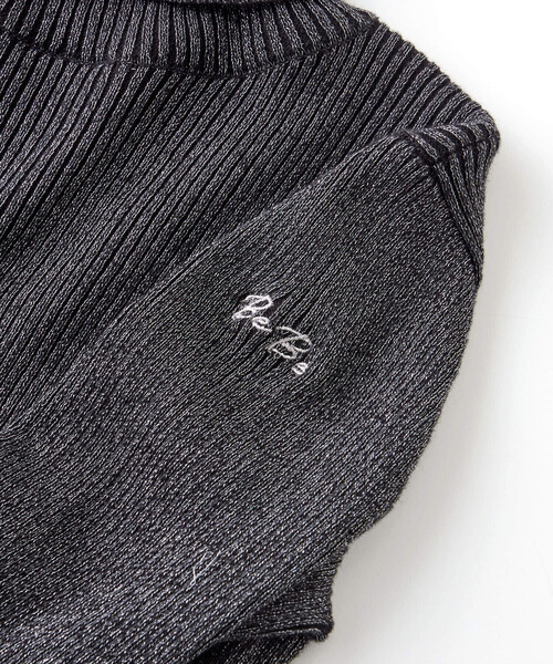 BeBe（ベベ）の「ラメニットリブタートルネック(100~150cm)（ニット/セーター・キッズ・ブラック/グレー・110cm/120cm/100cm/130cm/140cm/150cm）」の10枚目の写真