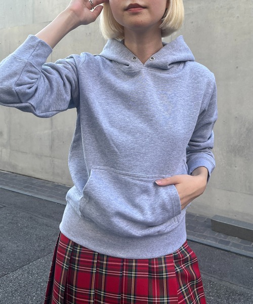 United Athle（ユナイテッドアスレ）の「【United Athle】compact sweat hoodie / コンパクト スウェットパーカー KIDSサイズ 5214（パーカー・レディース・ネイビー/ホワイト/レッド/グレー/ナチュラル/ブラック・XS）」の4枚目の写真