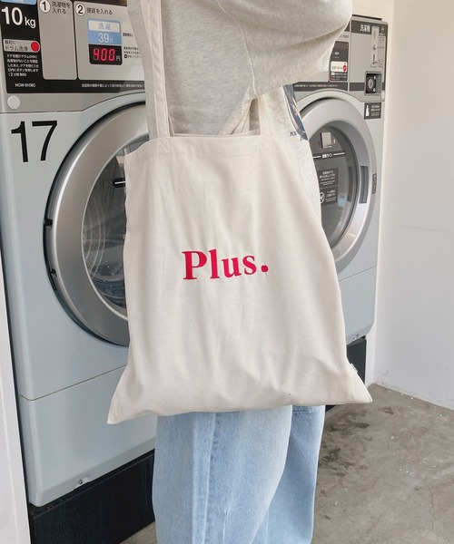 AS KNOW AS plus（アズノゥアズプラス）の「AS KNOW AS plus 刺繍ロゴ カラートートバッグ（トートバッグ・レディース・アイボリー/ブルー/チャコール/イエロー/ピンク/アイボリー系/ブラック系/ブルー系/グリーン系/ピンク系・FREE）」の3枚目の写真