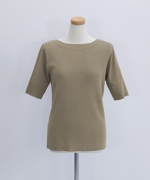 STYLE DELI(スタイルデリ)の「サラッとした5分袖ボートネックニット(ニット/セーター・レディース・バーガンディー/グリーン系その他/ブラック/ライトベージュ・FREE)」の3枚目の写真