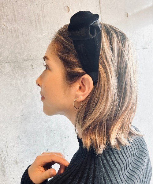 ciite'（シーテ）の「フレンチベロア カチューシャ（カチューシャ・レディース・ブラック・FREE）」の2枚目の写真