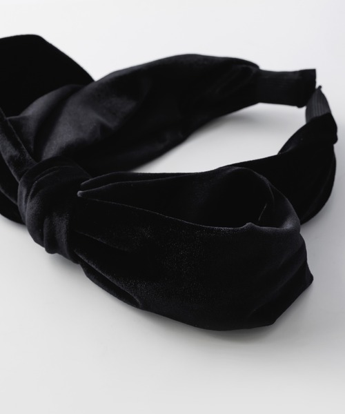 ciite'（シーテ）の「フレンチベロア カチューシャ（カチューシャ・レディース・ブラック・FREE）」の3枚目の写真