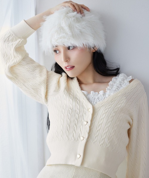 one after another NICE CLAUP(ワンアフターアナザーナイスクラップ)の「ハートボタンケーブルニットカーディガン(カーディガン/ボレロ・レディース・サックスブルー/アイボリー/モカ/ブラウン・FREE)」の9枚目の写真