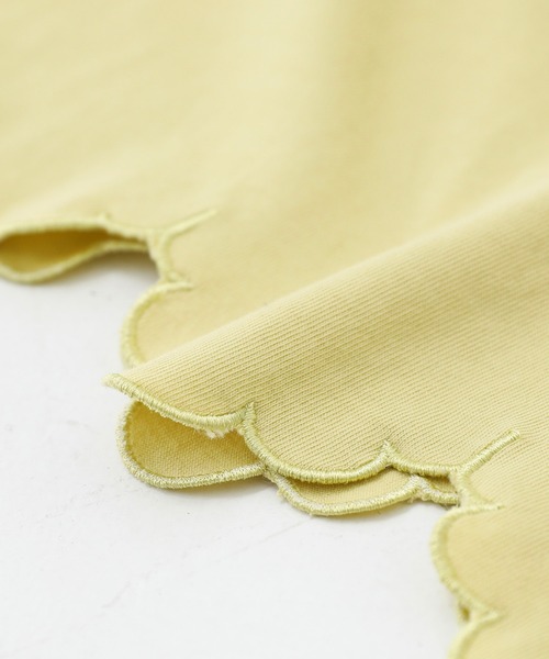 n'OrLABEL（ノアールレーベル）の「『裾スカラップカットソー』（Tシャツ/カットソー・レディース・イエロー/オフホワイト/ブラック・1/2）」の5枚目の写真