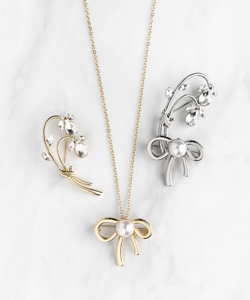 RIBBON＆FLOWER BROOCH NECKLACE 2セット ブローチネックレス（ブローチ/コサージュ）｜TOCCA（トッカ）