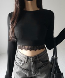 me+em select（ミームセレクト）の「【 裏起毛 】裾レースドッキングショートＴシャツ ／ hem lace docking short Tee（Tシャツ/カットソー）」