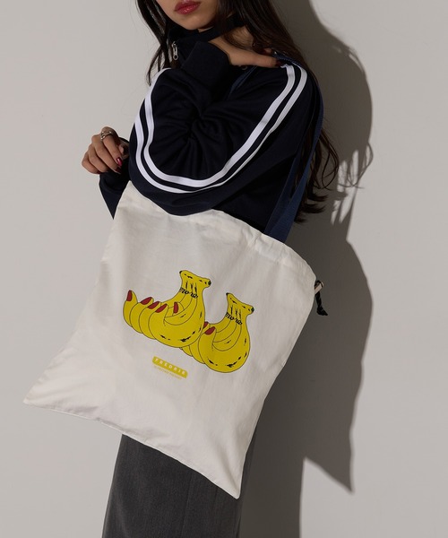 FREDRIK PACKERS(フレドリックパッカーズ)の「【FREDRIK PACKERS】FREDRIK ≪別注コラボレーション≫MASAMI YANAGIDA キャンバストート M(トートバッグ・レディース・ブラウン/ライトグレー/グリーン/ホワイト/パープル/ブルー/グレー/ブラック/アイボリー・FREE)」の19枚目の写真
