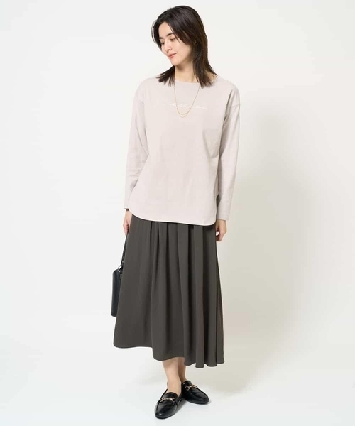 a.v.v(アーヴェヴェ)の「ハンドレター調ロゴ刺繍ロンT(Tシャツ/カットソー・レディース・グレー系その他/ホワイト・34/36/38/40/42)」の7枚目の写真