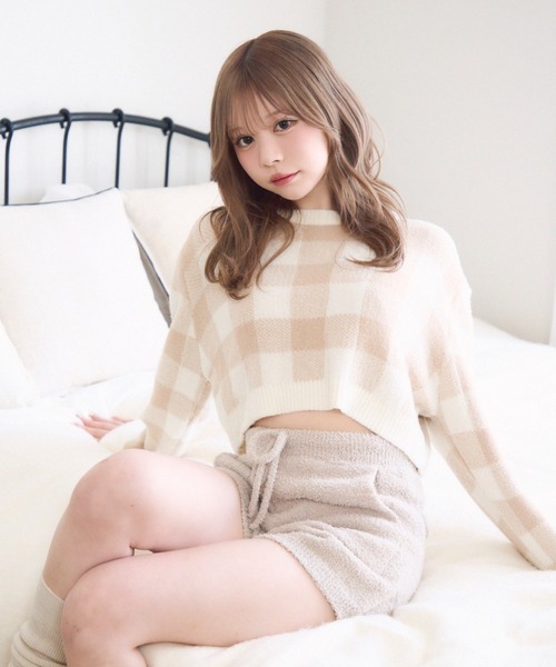 TITTY&CO.(ティティーアンドコー)の「チェック柄マシュマロニット(ルームウェア/パジャマ・レディース・ライトグレー/グレー/ベージュ/パープル・FREE)」の1枚目の写真