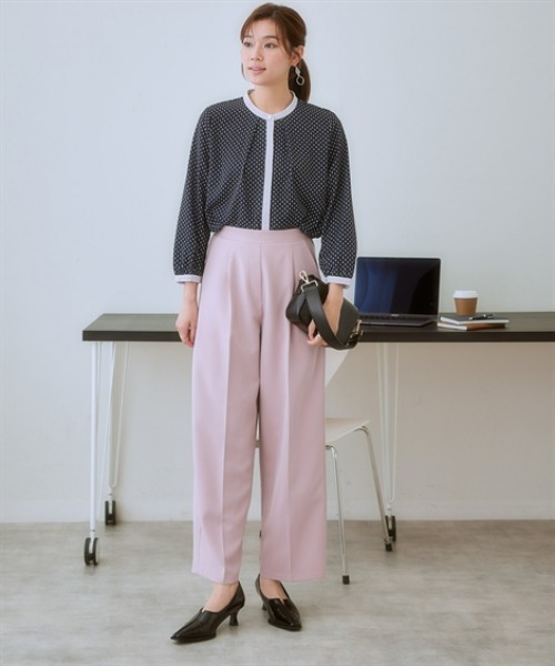 7days Life Styling（セブンデイズライフスタイリング）の「センターシームVカットデザインパンプス（ワイズ２Ｅ）（オフィス女子モニターコラボ）（パンプス・レディース・ブラック/ブラック系その他・LL/L/M/S）」の7枚目の写真