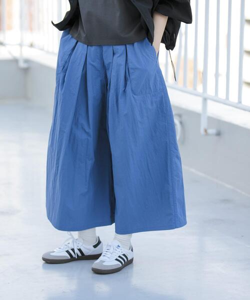 EKAL（エカル）の「『UR TECH』『撥水/UVカット』ナイロンタッサーワイドパンツ（その他パンツ・レディース・グレー/ベージュ系その他/ブルー/ネイビー/ブラウン・ONE）」の5枚目の写真