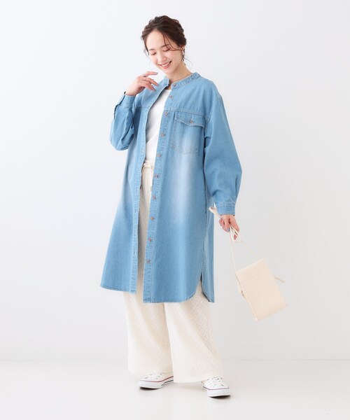 SHOO・LA・RUE（シューラルー）の「【洗える/体型カバー】デニム シャツワンピース（ワンピース・レディース・ネイビー/ブルー/チャコールグレー・02/01/04/03）」の6枚目の写真