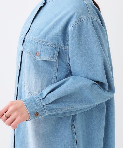 SHOO・LA・RUE（シューラルー）の「【洗える/体型カバー】デニム シャツワンピース（ワンピース・レディース・ネイビー/ブルー/チャコールグレー・02/01/04/03）」の18枚目の写真