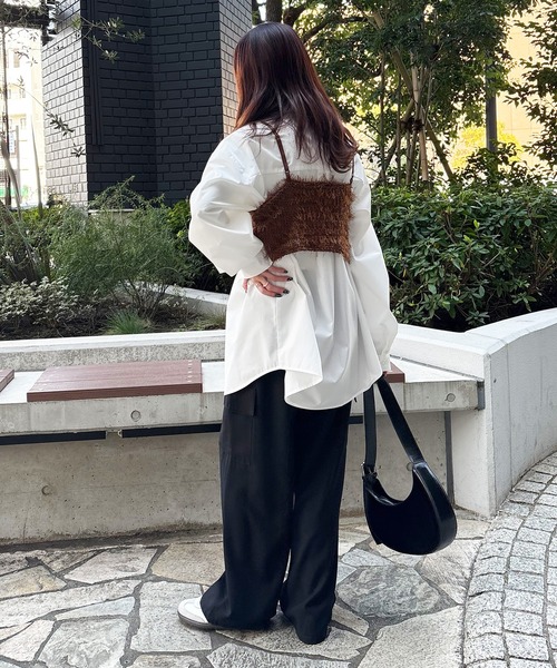 ISOOK（アイスー）の「【ISOOK / アイスー】カットフェザーフロントジップビスチェ / ラメ ファー キャミソール ノースリーブ タンクトップ クロップド丈 ショート丈 ブラウン ブラック 茶 黒 ZOZOTOWN限定（キャミソール・レディース・ブラウン/ブラック・FREE）」の13枚目の写真
