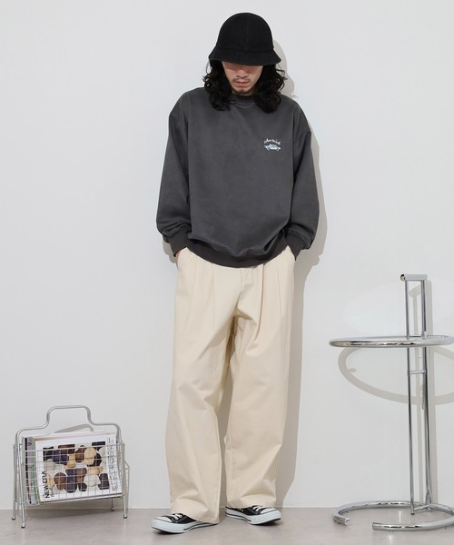 Jungle Storm(ジャングルストーム)の「One-point embroidered cut suede trainer / ワンポイント刺繍カットスエードトレーナー unisex(スウェット・メンズ・チャコール/カーキ/ライトグリーン・L/M)」の16枚目の写真