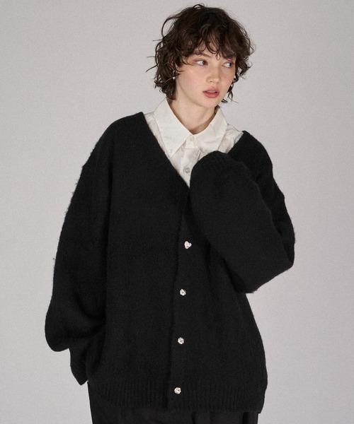 ONCILY(オンシェリー)の「SILVER BUTTON CARDIGAN / シルバーボタンカーディガン(カーディガン/ボレロ・メンズ・ブルー/アイボリー/ブラック/ネイビー・SMALL/MEDIUM/LARGE)」の6枚目の写真