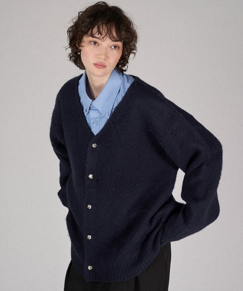 ONCILY(オンシェリー)の「SILVER BUTTON CARDIGAN / シルバーボタンカーディガン(カーディガン/ボレロ・メンズ・ブルー/アイボリー/ブラック/ネイビー・SMALL/MEDIUM/LARGE)」の16枚目の写真