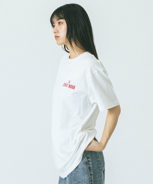ROSE BUD(ローズバッド)の「【WEB・一部店舗限定】SHOP風プリントTシャツ(Tシャツ/カットソー・レディース・グレー/ホワイト・ONE SIZE)」の9枚目の写真