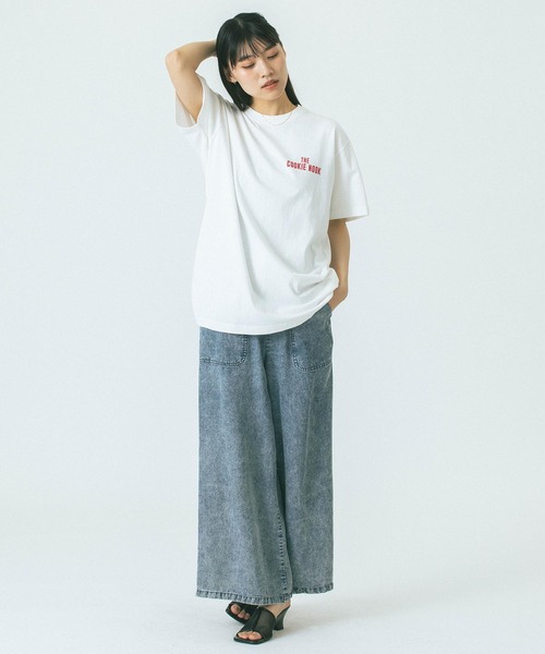 ROSE BUD(ローズバッド)の「【WEB・一部店舗限定】SHOP風プリントTシャツ(Tシャツ/カットソー・レディース・グレー/ホワイト・ONE SIZE)」の12枚目の写真