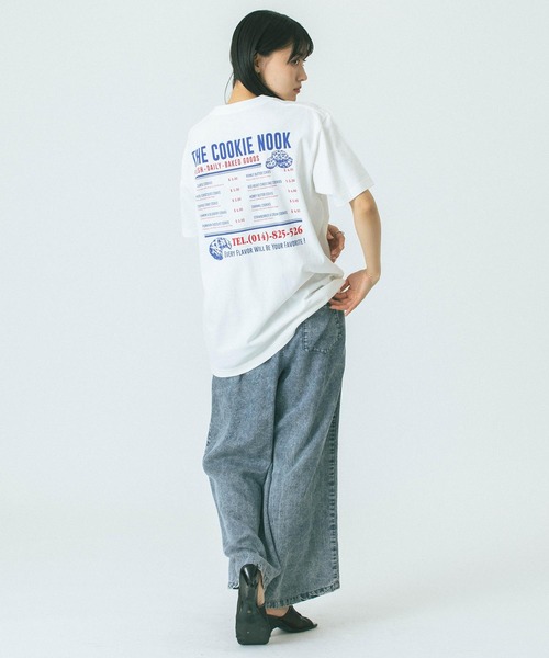 ROSE BUD(ローズバッド)の「【WEB・一部店舗限定】SHOP風プリントTシャツ(Tシャツ/カットソー・レディース・グレー/ホワイト・ONE SIZE)」の15枚目の写真