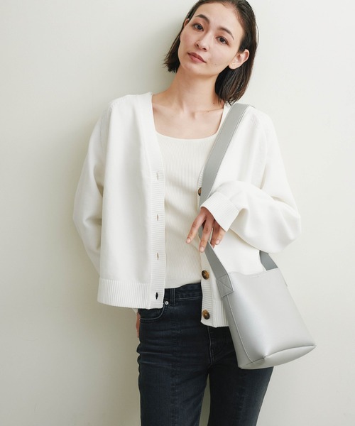 AT CREATION(アットクリエイション)の「EM:トゥズショルダー 軽量約300g(ショルダーバッグ・レディース・ベージュ/ブラック/シルバー・FREE)」の3枚目の写真