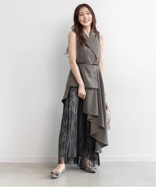 RANDA(ランダ)の「モノグラムパーツリボンフラットパンプス(パンプス・レディース・ベージュ/シルバー/ブラック/ピンク/グレー/グレイッシュベージュ・25.5/25/24.5/23.5/23/22.5/24/22/26)」の8枚目の写真