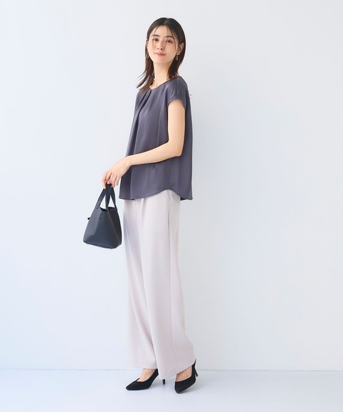 CROSS FUNCTION（クロスファンクション）の「《シワになりにくい》正解タックフレンチスリーブサテンブラウス【CF/クロスファンクション】（シャツ/ブラウス・レディース・スモークピンク/オフホワイト/チャコールグレー・L/M）」の21枚目の写真