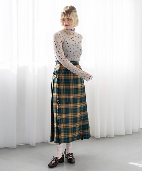MAISON BREEZE reveur(メゾンブリーズレヴール)の「【MAISON BREEZE reveur】 high neck printed sheer tops ハイネックプリントメローシアートップス(Tシャツ/カットソー・レディース・ベージュ/ベージュ系その他2/ブラック系その他2/ブラック・FREE)」の22枚目の写真