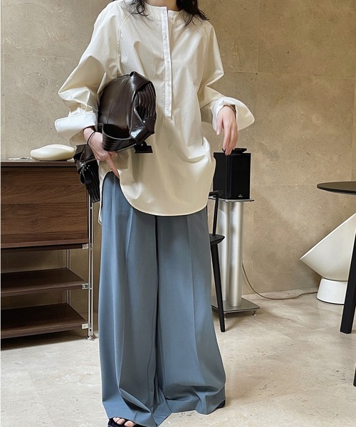 SUWDEE(スーディー)の「bicolor raglan sleeve shirt(シャツ/ブラウス・レディース・ネイビー/アイボリー・FREE)」の3枚目の写真