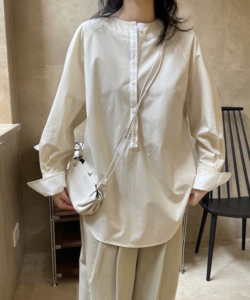 SUWDEE(スーディー)の「bicolor raglan sleeve shirt(シャツ/ブラウス・レディース・ネイビー/アイボリー・FREE)」の7枚目の写真