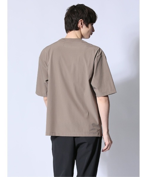 m.f.editorial(エムエフエディトリアル)の「【ストレッチ 防シワ】m.f.エディトリアル メンズ circle motion NPU クルー 半袖 Tシャツ(セットアップ可能)(Tシャツ/カットソー・メンズ・ベージュ/ブラック・X-LARGE/LARGE/MEDIUM)」の17枚目の写真
