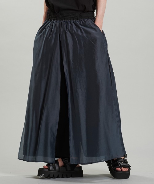 NO ID.(ノーアイディ)の「mp13501-シアーレイヤードバギートラウザーズ パンツ(その他パンツ・メンズ・ブラックミックス/グレー/ブラック・2/1)」の17枚目の写真