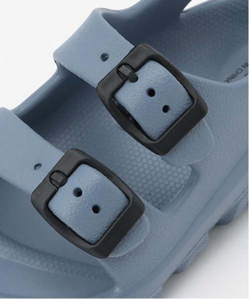 petit main(プティマイン)の「【WEB限定カラーあり】【GOODPRICE】EVAサンダル(サンダル・キッズ・ブラック/ブルーグリーン/アイボリー/サックスブルー/シルバー/レモンイエロー/ベージュ系その他/ピンク・18cm/19cm/17cm/16cm/15cm)」の14枚目の写真