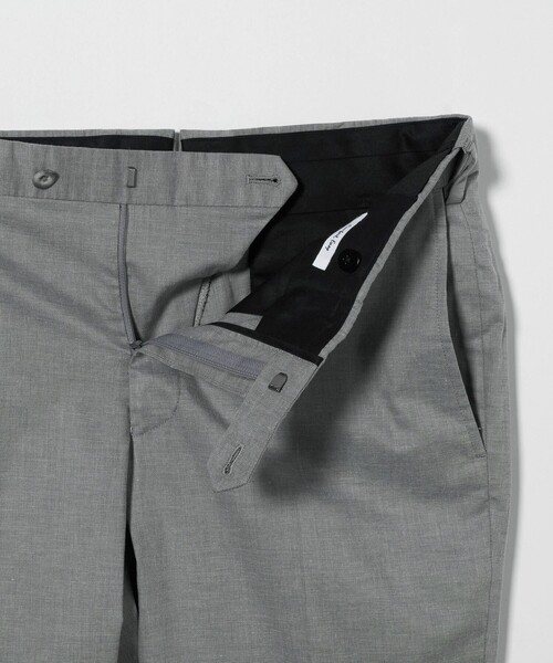 UNITED ARROWS(ユナイテッドアローズ)の「クールモーション シャークスキン スラックス COMFORT EASY-MODEL -吸水速乾・接触冷感・ストレッチ(ヨコのみ)-(スラックス・メンズ・グレー系/ブラック・44/46/48/50/54/52)」の18枚目の写真