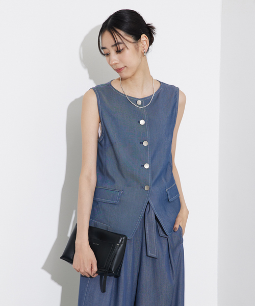 qualite(カリテ)の「【セットアップ対応】テンセルデニムノースリーブ/夏服/オフィスカジュアル(シャツ/ブラウス・レディース・ブルー/アイボリー・フリー)」の1枚目の写真