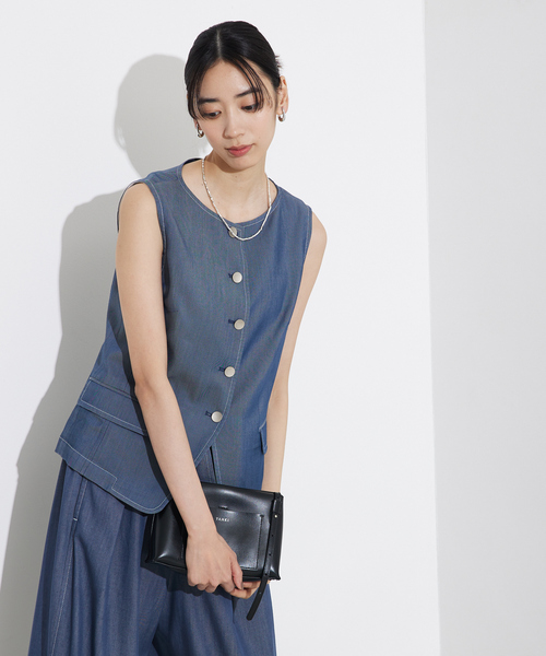 qualite(カリテ)の「【セットアップ対応】テンセルデニムノースリーブ/夏服/オフィスカジュアル(シャツ/ブラウス・レディース・ブルー/アイボリー・フリー)」の15枚目の写真