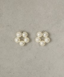 パール フラワー モチーフ ピアス