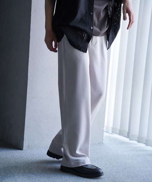 RATTLE TRAP（ラトルトラップ）の「TRストレッチタックワイドテーパードパンツ（スラックス・メンズ・ライトグレー/チャコールグレー/ブラック・S/LL/L/M）」の3枚目の写真