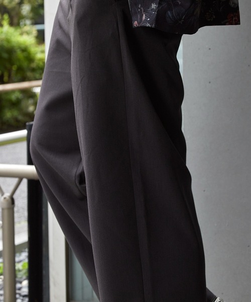 RATTLE TRAP（ラトルトラップ）の「TRストレッチタックワイドテーパードパンツ（スラックス・メンズ・ライトグレー/チャコールグレー/ブラック・S/LL/L/M）」の15枚目の写真