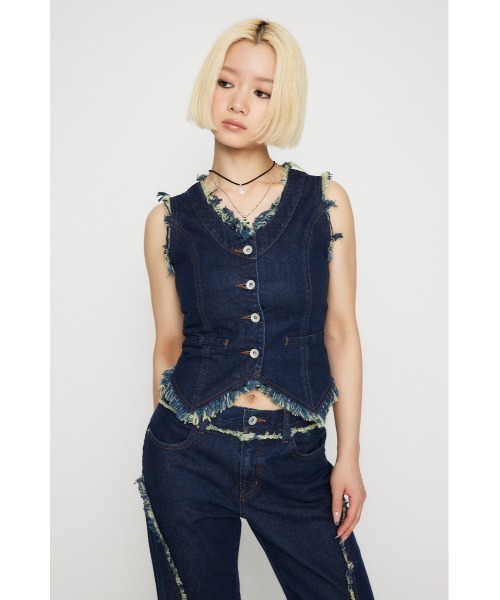 LAGUA GEM（ラグアジェム）の「FRINGE COMPACT デニムベスト（ベスト・レディース・ブラック/ブルー・SMALL/MEDIUM）」の6枚目の写真