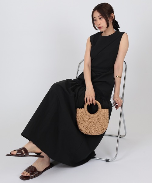 SUWDEE(スーディー)の「back open lace tiered one piece(ワンピース・レディース・ブラック/ブルー・FREE)」の5枚目の写真